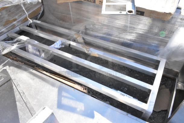 BRAND NEW SCRATCH AND DENT! Regency 600DUN2060 60" x 20" x 8" Aluminum Dunnage Rack - 1740 lb. Capacity - Image 1 of 4