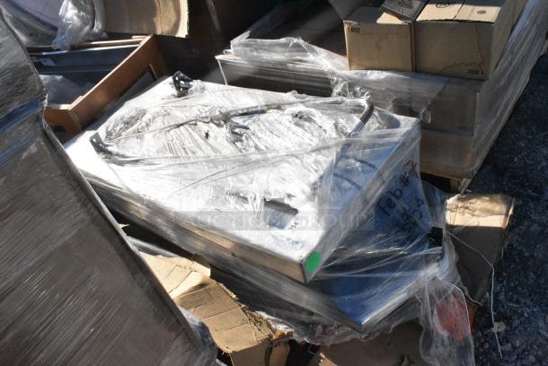 BRAND NEW SCRATCH AND DENT! Vestil 47" x 24" Blue Steel Hydraulic Elevating Cart with 19"-68 1/2" Lift and 1,500 lb. Capacity CART-1500-D-TS - Image 2 of 4