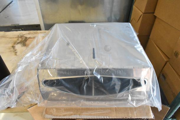 2 BRAND NEW SCRATCH AND DENT! 712SSPTDH Lavex Stainless Steel 200 C-Fold / 275 Multifold Surface-Mounted Mini Paper Towel Dispenser. 2 Times Your Bid! - Image 1 of 4