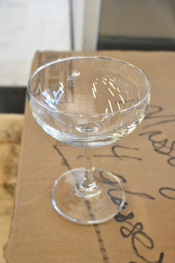 2 BRAND NEW SCRATCH AND DENT! Boxes of 11 Acopa 5535457 7 oz. Coupe Cocktail Glass. 2 Times Your Bid! - Image 7 of 7
