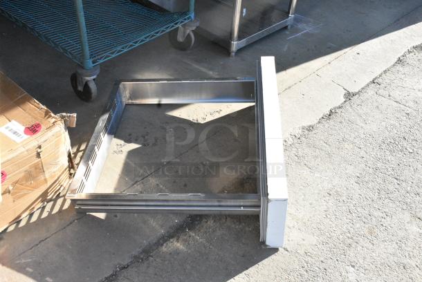 2 BRAND NEW SCRATCH AND DENT! Avantco 17815290 Drawer Assembly for CBE-36-HC Refrigerated Chef Base. 2 Times Your Bid! - Image 4 of 6