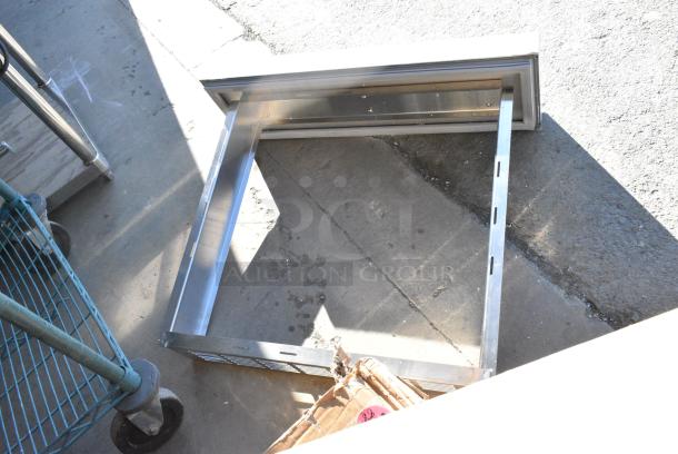 2 BRAND NEW SCRATCH AND DENT! Avantco 17815290 Drawer Assembly for CBE-36-HC Refrigerated Chef Base. 2 Times Your Bid! - Image 5 of 6