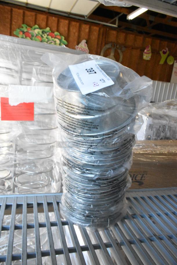 23 BRAND NEW SCRATCH AND DENT! American Metalcraft MTUB63 6" x 3" Round Galvanized Metal Tub. 23 Times Your Bid! - Image 2 of 6