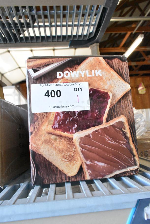 BRAND NEW SCRATCH AND DENT! Dowylik KRT-6032B 2 Slot Toaster. 120 Volts, 1 Phase. - Image 2 of 6