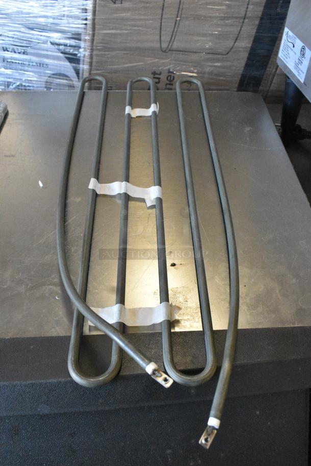 2 BRAND NEW SCRATCH AND DENT! Items Including Cooking Performance Group 35120207C020 Heating Element for Electric Griddles. 2 Times Your Bid! - Image 2 of 4