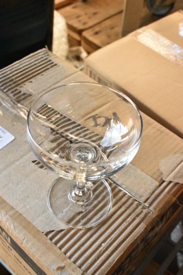 2 BRAND NEW SCRATCH AND DENT! Boxes of 12 Acopa 5535457 7 oz. Coupe Cocktail Glass. 2 Times Your Bid! - Image 5 of 5