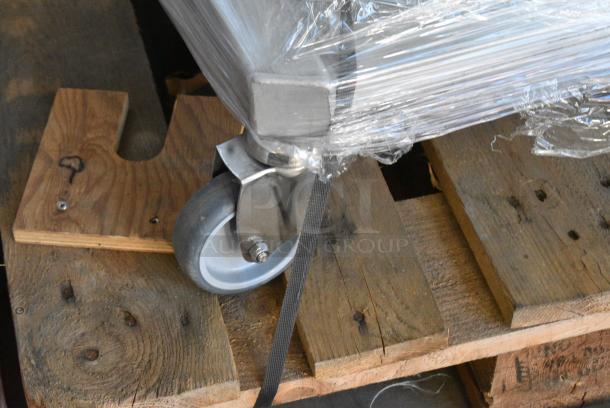 BRAND NEW SCRATCH AND DENT! Blodgett 61501 Metal Roll In Oven Rack 99 Plate Capacity Trolley on Commercial Casters. - Image 4 of 4