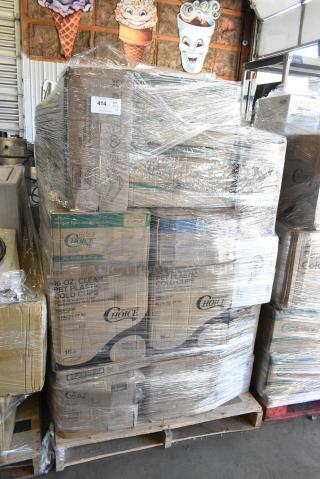 27 BRAND NEW SCRATCH AND DENT! Items Including 395TO991 EcoChoice 9" x 9" x 3" Compostable No PFAS Added Bamboo / Bagasse 1 Compartment Take-Out Box - 200/Case, 500CC16 Choice Clear PET Customizable Plastic Cold Cup - 16 oz. - 1000/Case, 500TW5 Choice 5 oz. Translucent Thin Wall Plastic Cold Cup - 2500/Case, 612558PCO Choice 8" Round Standard Weight Foil Take-Out Pan with Dome Lid - 200/Case. 27 Times Your Bid!