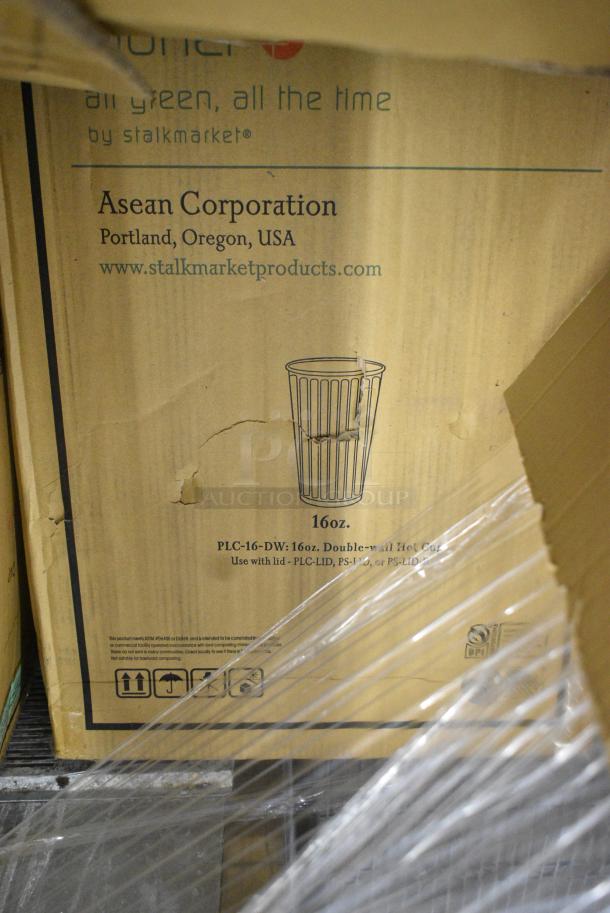 9 BRAND NEW SCRATCH AND DENT! Items Including Asean 16 oz Cups, PLC-8 8oz Compostable Cup, 473SSAUTPN5 Vigor Saute Pan. 9 Times Your Bid! - Image 4 of 9