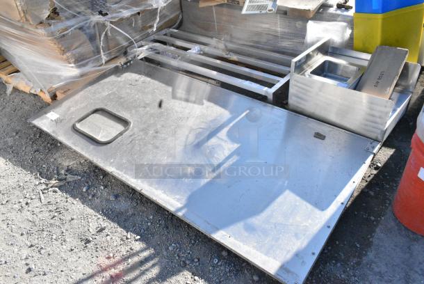 Metal Swinging Kitchen Door. - Image 2 of 3