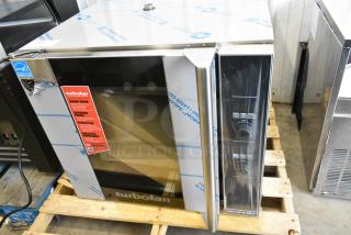 BRAND NEW SCRATCH AND DENT! Moffat E32D5 Turbofan Stainless Steel Single Deck Full Size Electric Digital Convection Oven with Steam Injection. 220-240 Volts, 1 Phase.