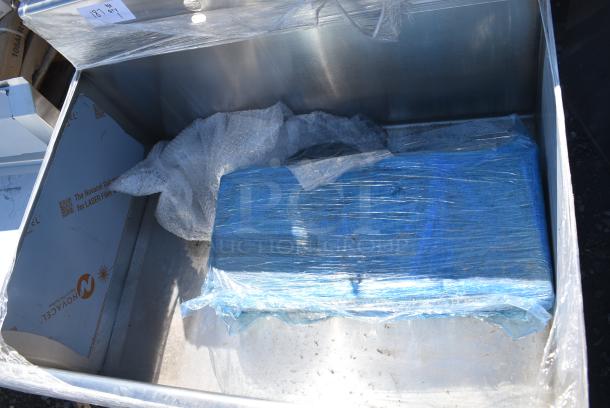 BRAND NEW IN CRATE Advance Tabco Stainless Steel Single Bay Sink. - Image 8 of 9