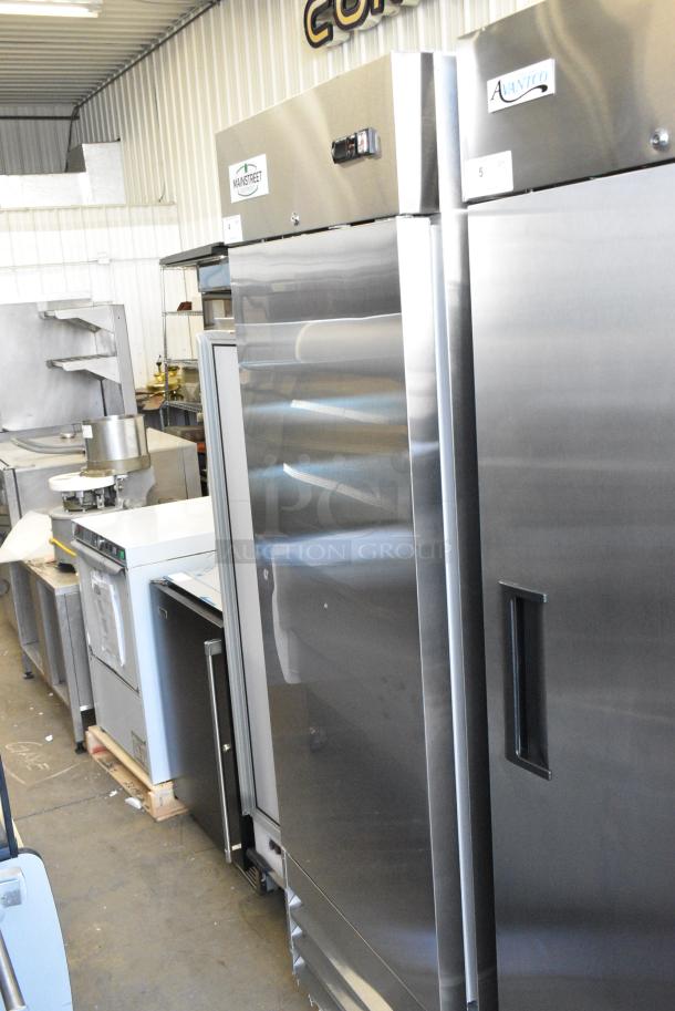 BRAND NEW SCRATCH AND DENT! 2024 Mainstreet 829BMR23R Stainless Steel Commercial Single Door Reach In Cooler w/ Poly Coated Racks on Commercial Casters. 115 Volts, 1 Phase. Tested and Working! - Image 2 of 7