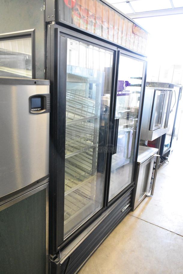 True GEM-49 Metal Commercial 2 Door Reach In Cooler Merchandiser w/ Poly Coated Racks and Drink Sliders. 115 Volts, 1 Phase. Tested and Working! - Image 2 of 6