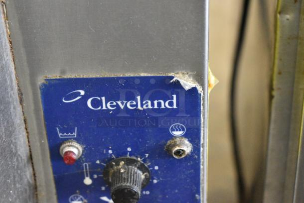 Cleveland KGL-60 Stainless Steel Commercial Floor Style Natural Gas Powered 60 Gallon Stationary 2/3 Steam Jacketed Kettle. 190,000 BTU. - Image 4 of 8