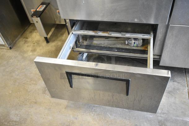 True TPP-67D-4 Stainless Steel Commercial Pizza Prep Table w/ 4 Drawers on Commercial Casters. 115 Volts, 1 Phase. Tested and Working! - Image 7 of 11