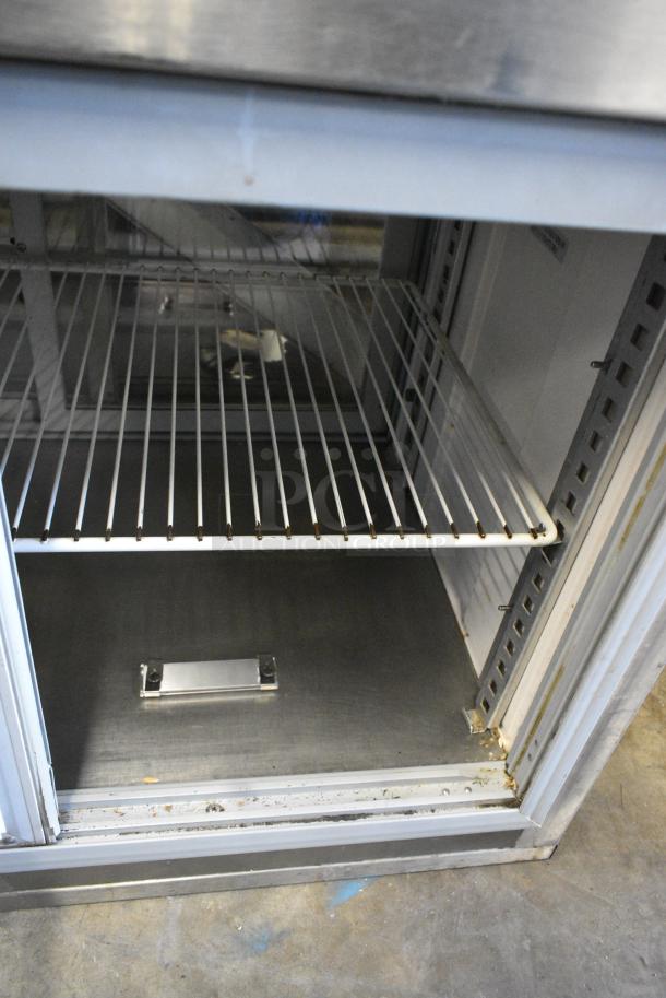 Randell 40048A Stainless Steel Commercial 2 Door Cooler Merchandiser. 115 Volts, 1 Phase. Tested and Powers On But Does Not Get Cold - Image 4 of 6