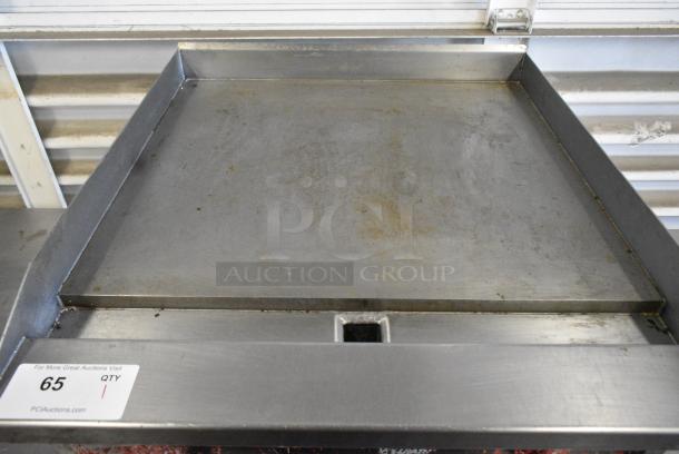 Vollrath Cayenne FTA-1024 Stainless Steel Commercial Countertop Natural Gas Powered Flat Top Griddle. - Image 4 of 10