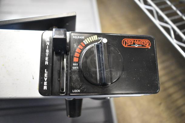 2 ChefMaster Butane Gas Single Burner Range in Gray Poly Case. 2 Times Your Bid! - Image 3 of 6