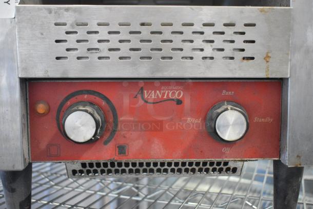 Avantco CTA7001 Stainless Steel Commercial Countertop Electric Conveyor Toaster Oven. 120 Volts, 1 Phase. Tested and Working! - Image 4 of 7