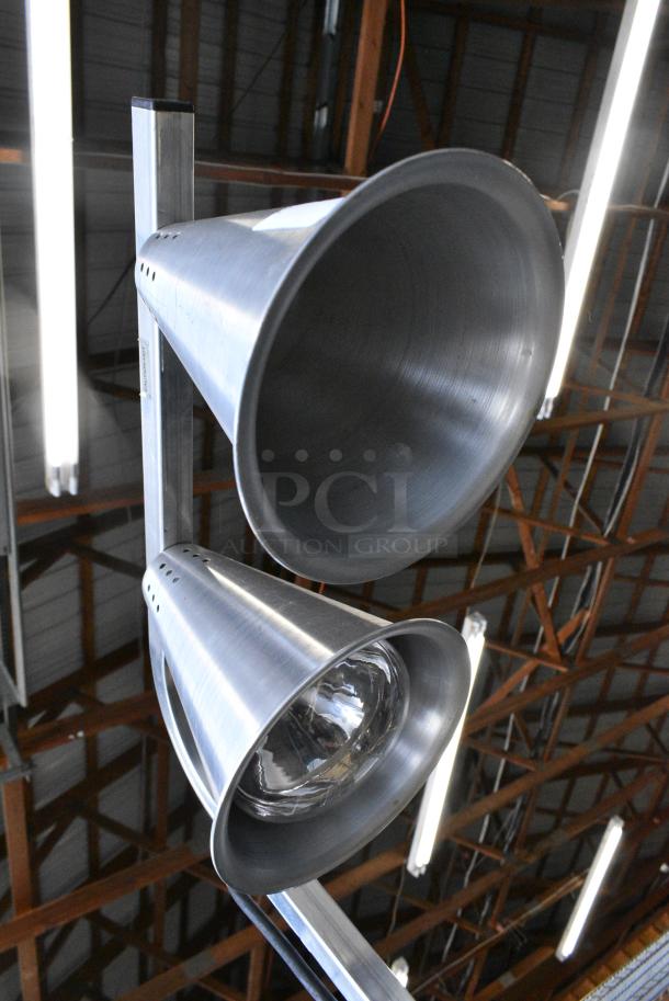 Carlisle HL7237 Metal Countertop 2 Head Warming Lamp. 115 Volts, 1 Phase. Tested and Working! - Image 2 of 6