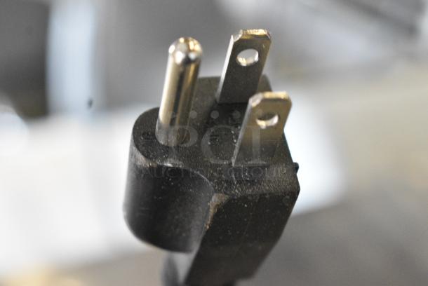2023 PrepLine DR-3S Stainless Steel Commercial Countertop Dough Sheeter. 115 Volts, 1 Phase. Tested and Working! - Image 5 of 6