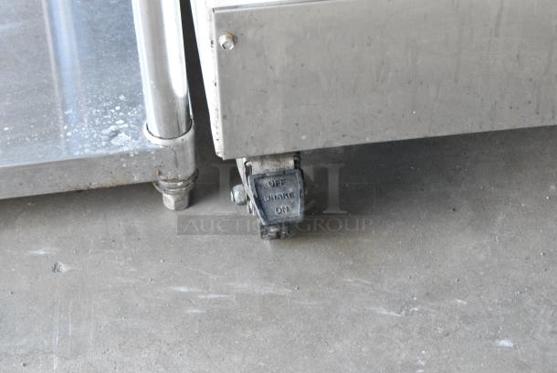 Arctic Air R22CWF5 Metal Commercial Single Door Reach In Cooler on Commercial Casters. 115 Volts, 1 Phase. Tested and Working! - Image 2 of 5