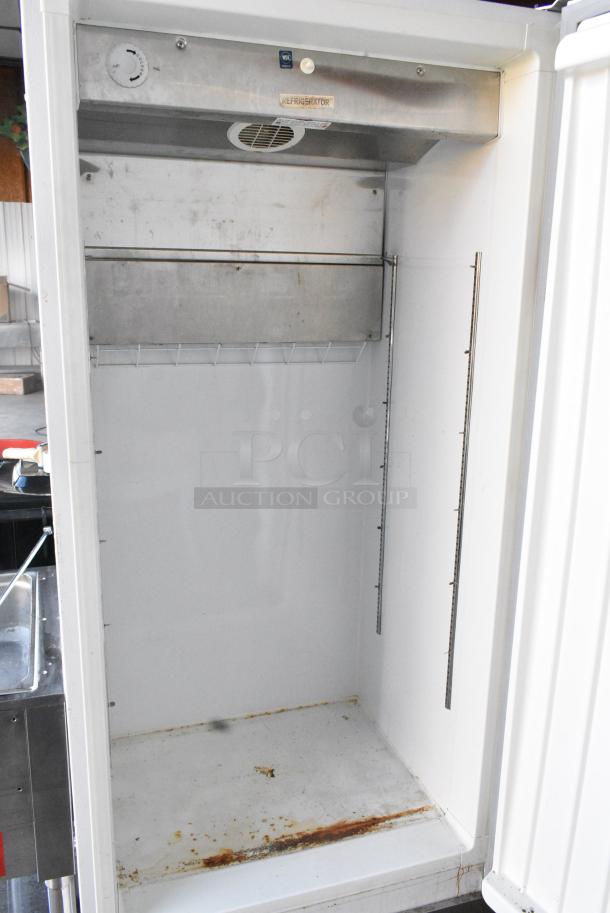 Arctic Air R22CWF5 Metal Commercial Single Door Reach In Cooler on Commercial Casters. 115 Volts, 1 Phase. Tested and Working! - Image 4 of 5