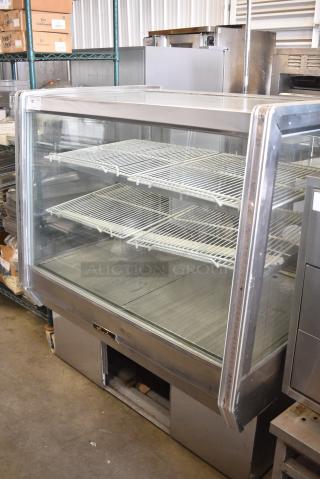 Leader Metal Commercial Floor Style Deli Display Case Merchandiser. 120 Volts, 1 Phase. Tested and Working!