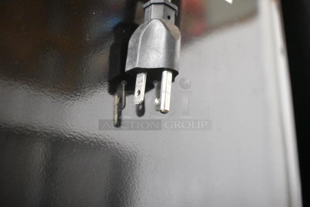 Bison BGCT-6 Metal Commercial Mini Cooler Merchandiser. 115 Volts, 1 Phase. Tested and Working! - Image 7 of 7
