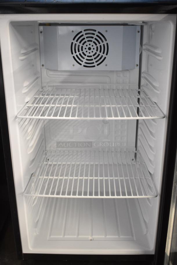 Bison BGCT-6 Metal Commercial Mini Cooler Merchandiser. 115 Volts, 1 Phase. Tested and Working! - Image 5 of 7