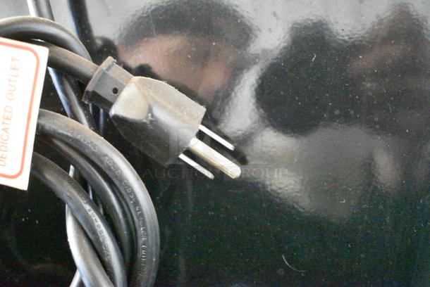 Bison BGCT-6 Metal Commercial Mini Cooler Merchandiser. 115 Volts, 1 Phase. Tested and Working! - Image 7 of 7