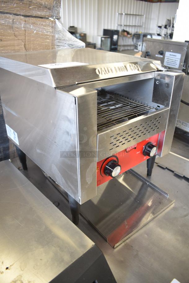 Avantco CTA7001 Stainless Steel Commercial Countertop Conveyor Toaster Oven. 120 Volts, 1 Phase. Tested and Working! - Image 2 of 7