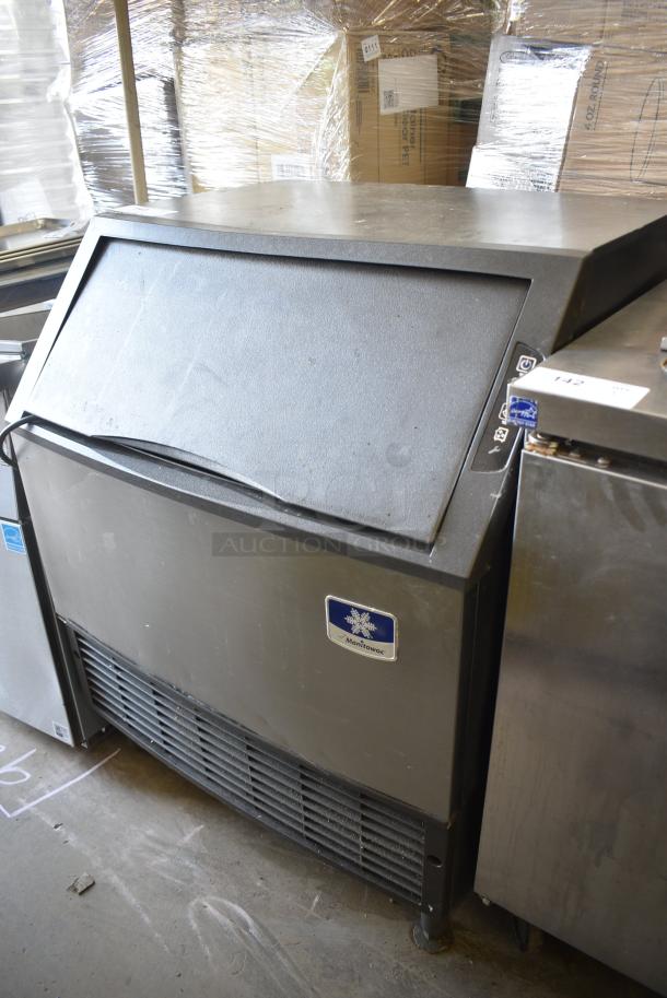 Manitowoc UY0310A-161B Stainless Steel Commercial Undercounter Self Contained Ice Machine. 115 Volts, 1 Phase. - Image 3 of 7