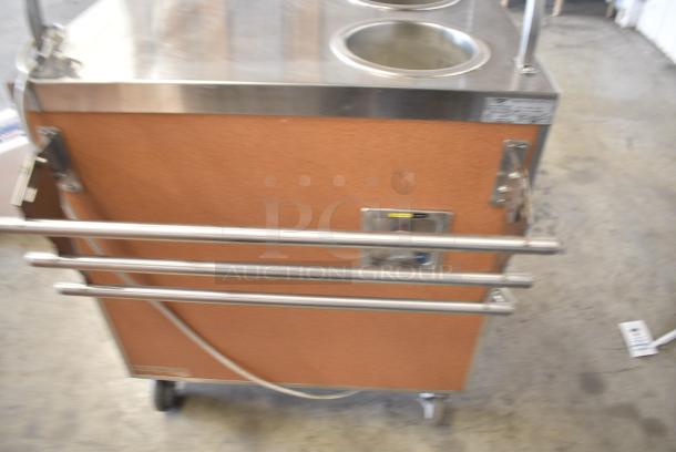 Duke 936-FL-2 M Stainless Steel Commercial 2 Well Steam Table Buffet Station w/ Sneeze Guard on Commercial Casters. 115 Volts, 1 Phase. Tested and Working! - Image 4 of 6
