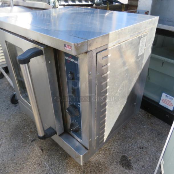 One Alto Sham Half Size Oven, With 4 Racks. Model# ASC-2E. 208 Volt. 3 Phase. 5000 Watt. 30X30X28. - Image 2 of 3