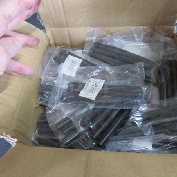One Case Of Choice Plastic Sleeve For Pizza Tray Stands. - Image 2 of 2