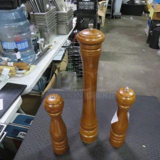Wooden Salt/Pepper Shakers. 3XBID