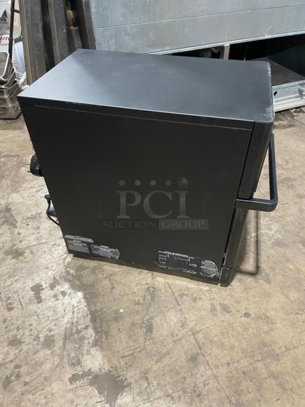 Late Model! MerryChef Commercial Black Electric Powered Countertop High Speed Rapid Cook Oven! Model: Eikon E2S SN: 2007213091435! 208/240V 1 Phase! - Image 3 of 8