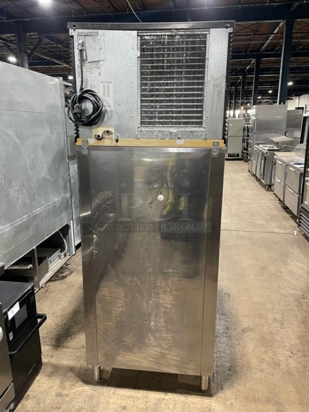 Manitowoc Commercial Stainless Steel Air-Cooled Ice Cube Making Machine Head/Ice-O-Matic Ice Bin Combo! With Flow Control Ice Sheild & Lift-Up Stay-Open Style Door! Model: SY0454A SN: 110490208! 115V 1 Phase! On Legs! - Image 3 of 9