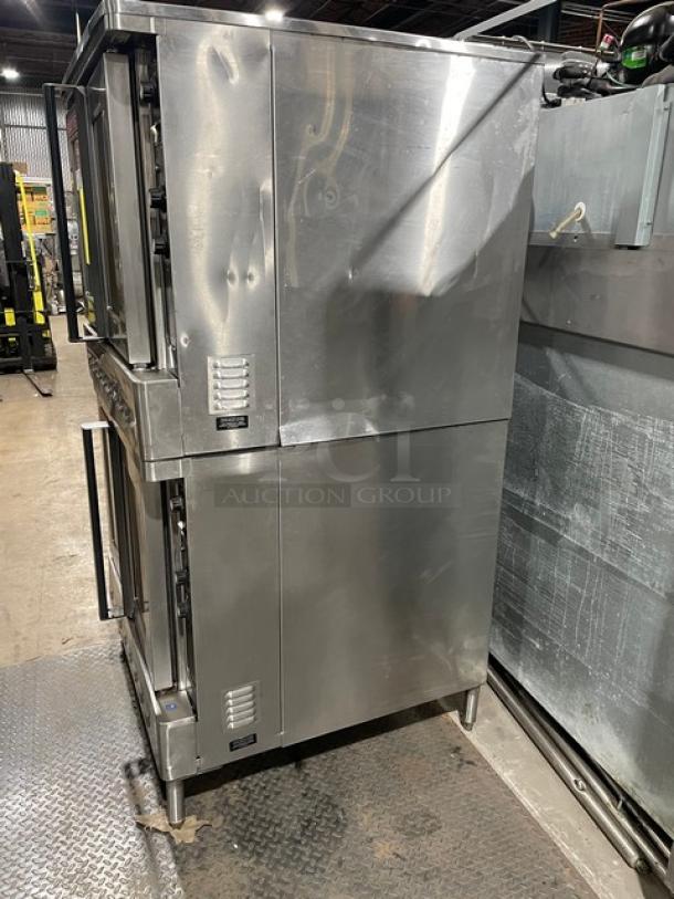 Great! Blodgett Commercial Stainless Steel Natural Gas Powered Double Stack Convection Oven! With Thermostatic Controls! With Wire Oven Rack! SN: 021601RA025Z! On Legs! 2X Your Bid Makes One Unit! On Legs! Working When Removed! - Image 2 of 8