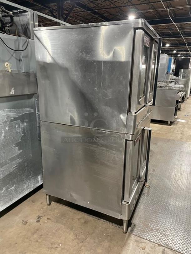 Great! Blodgett Commercial Stainless Steel Natural Gas Powered Double Stack Convection Oven! With Thermostatic Controls! With Wire Oven Rack! SN: 021601RA025Z! On Legs! 2X Your Bid Makes One Unit! On Legs! Working When Removed! - Image 3 of 8