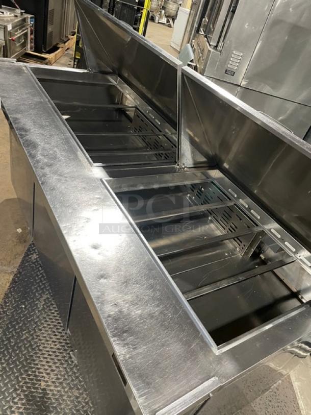 Turbo-Air Commercial Stainless Steel 3 Door Refrigerated Bain Marie Style Mega Top Salad/Sandwich Prep Table! With Poly Coated Wire Rack! Model: MST-72-30-N! 115V 1 Phase! On Casters! - Image 5 of 9