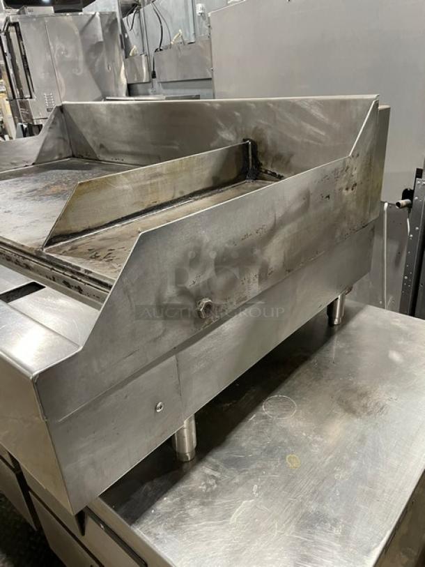 Wood Stone Commercial Stainless Steel Natural Gas Powered Countertop Plancha Griddle! On Legs! 120V 1 Phase! Model: WS-PL-4836-4-CT SN: GP1B16OCT1807222! 120V 1 Phase! On Legs! - Image 2 of 10