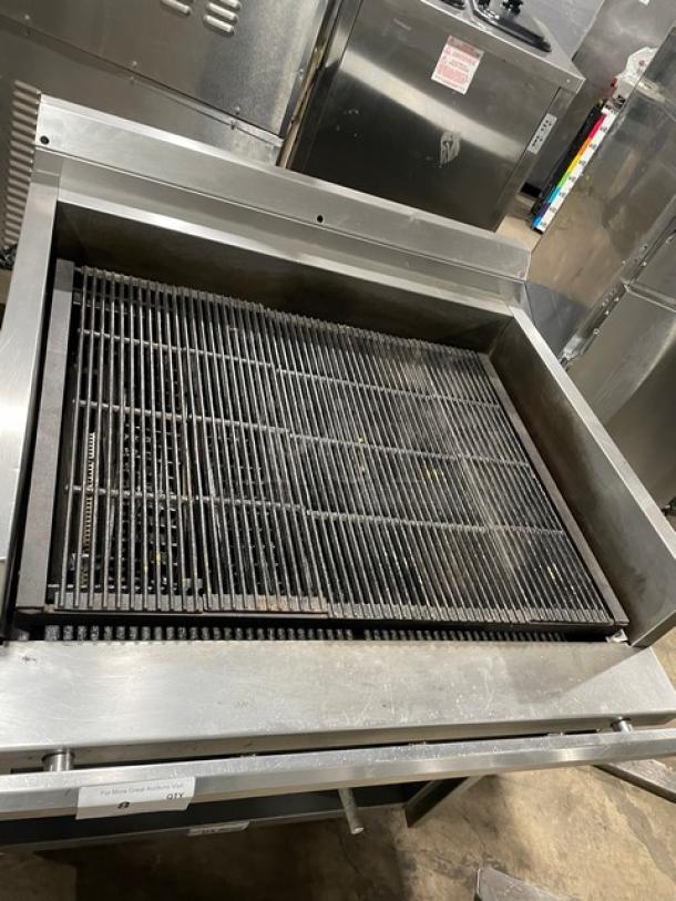 Amazing! U.S. Range Commercial Stainless Steel Natural Gas Powered Char Broiler! With Back & Side Splash! With Pan Rail! With Enclosed Storage Base! On Legs! Working When Removed! - Image 5 of 9