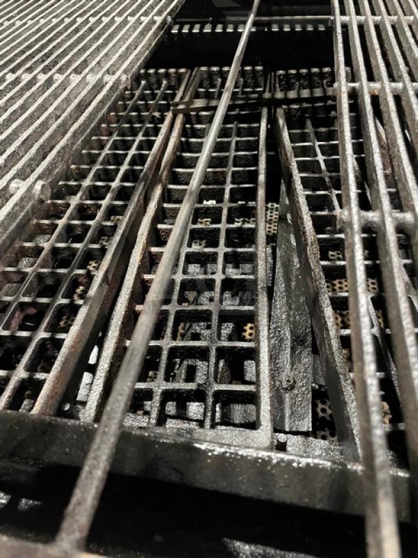 Amazing! U.S. Range Commercial Stainless Steel Natural Gas Powered Char Broiler! With Back & Side Splash! With Pan Rail! With Enclosed Storage Base! On Legs! Working When Removed! - Image 6 of 9