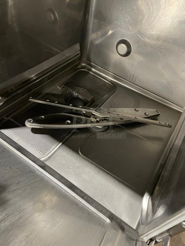 Nice! Hobart! New Body Style! LXe Series Commercial Stainless Steel Undercounter High Temperature Dishwasher! Model: LXEH SN: 231168489! 120/208-240V 1 Phase! - Image 5 of 8