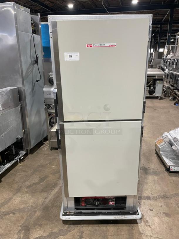 Metro Flavor-Hold Series Commercial Half Door Full Height Insulated Mobile Heated Holding/Proofing Cabinet! With Built In Pan Holding Racks! Model: CC5953A SN: 20378! 120V! On Casters! - Image 1 of 8