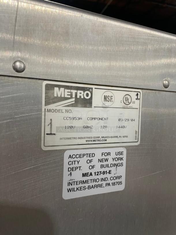 Metro Flavor-Hold Series Commercial Half Door Full Height Insulated Mobile Heated Holding/Proofing Cabinet! With Built In Pan Holding Racks! Model: CC5953A SN: 20378! 120V! On Casters! - Image 7 of 8