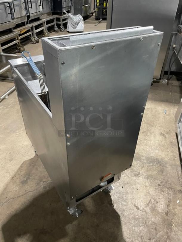 Pitco Commercial Stainless Steel Natual Gas Powered Floor Model Split Tank Deep Fat Fryer! With Back Splash & Basket Hanger! Frying Baskets! On Casters! - Image 3 of 9